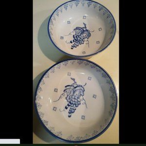 Set of never used mixing/serving Bowl Blue grapes